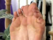 Kelly's Subscriber Foot-Modeling Video Clip
File Name: fmv0119.wmv
File Size: 2.07 MB
Duration: 37 seconds
Dimensions: 400 x 300